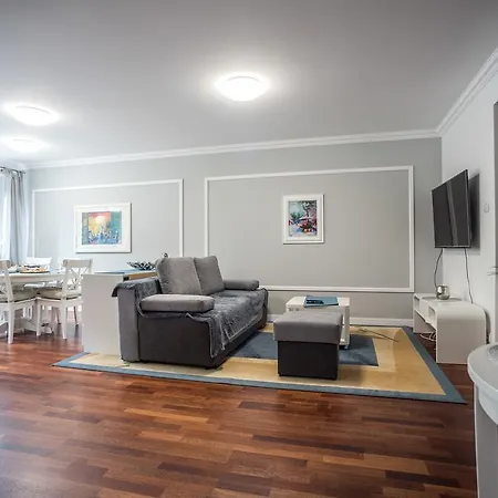 Victus Apartamenty, Silver